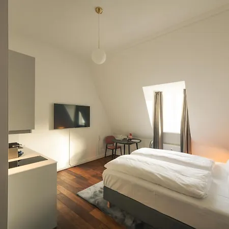 Bob W Mitte 公寓式酒店 *