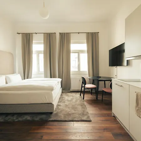 Bob W Mitte Aparthotel 4*