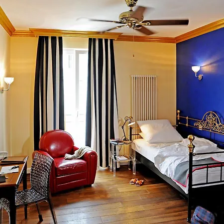 Bob W Mitte Aparthotel