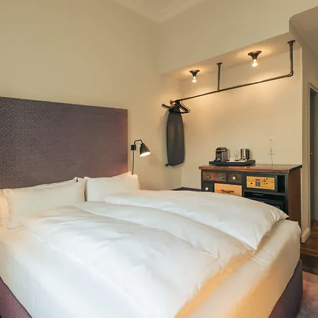 Bob W Berlin Mitte Berlin