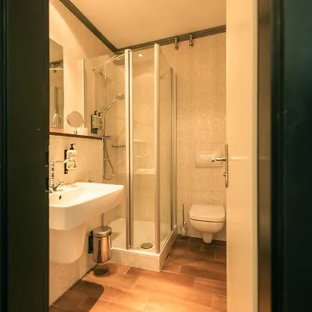 Bob W Mitte Aparthotel