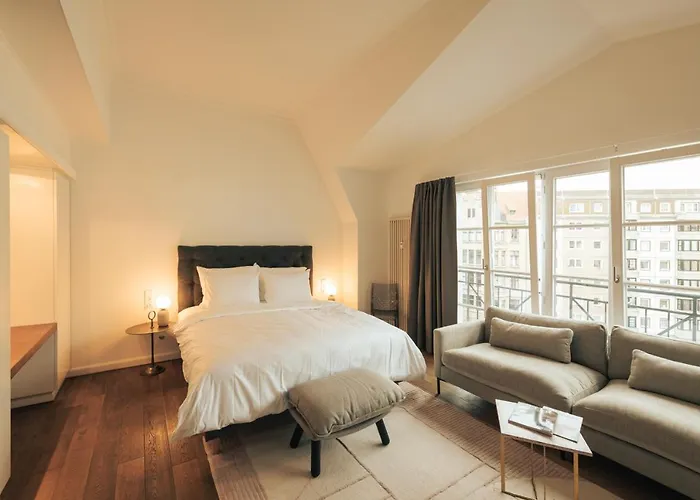 Bob W Mitte * Berlín